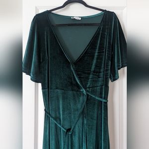 Baltic Born XXXL Meghan Emerald Velvet Wrap Maxi Dress